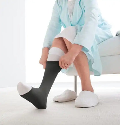 JOBST® UlcerCARE Hosiery Kit2